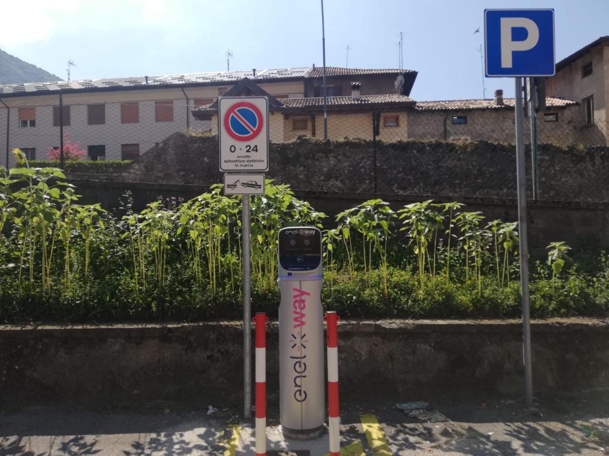 Aros Mountain Lake Iseo Hospitaliy Pisogne Exterior photo